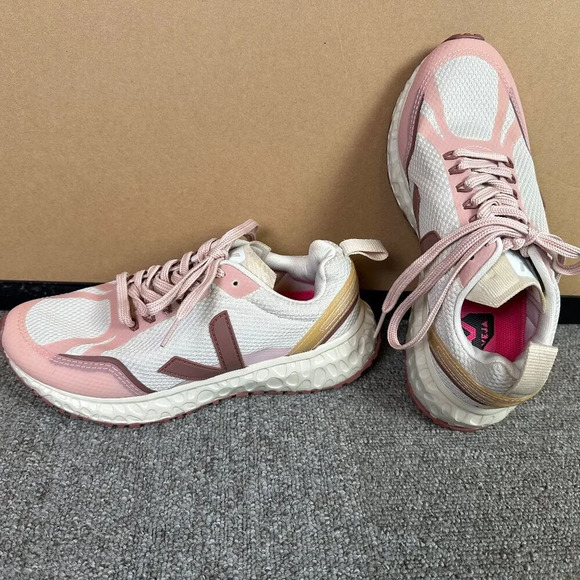 Veja Condor Mesh Sneaker in Petal Pink & White Size US 7 / EU 38 - Picture 1 of 6